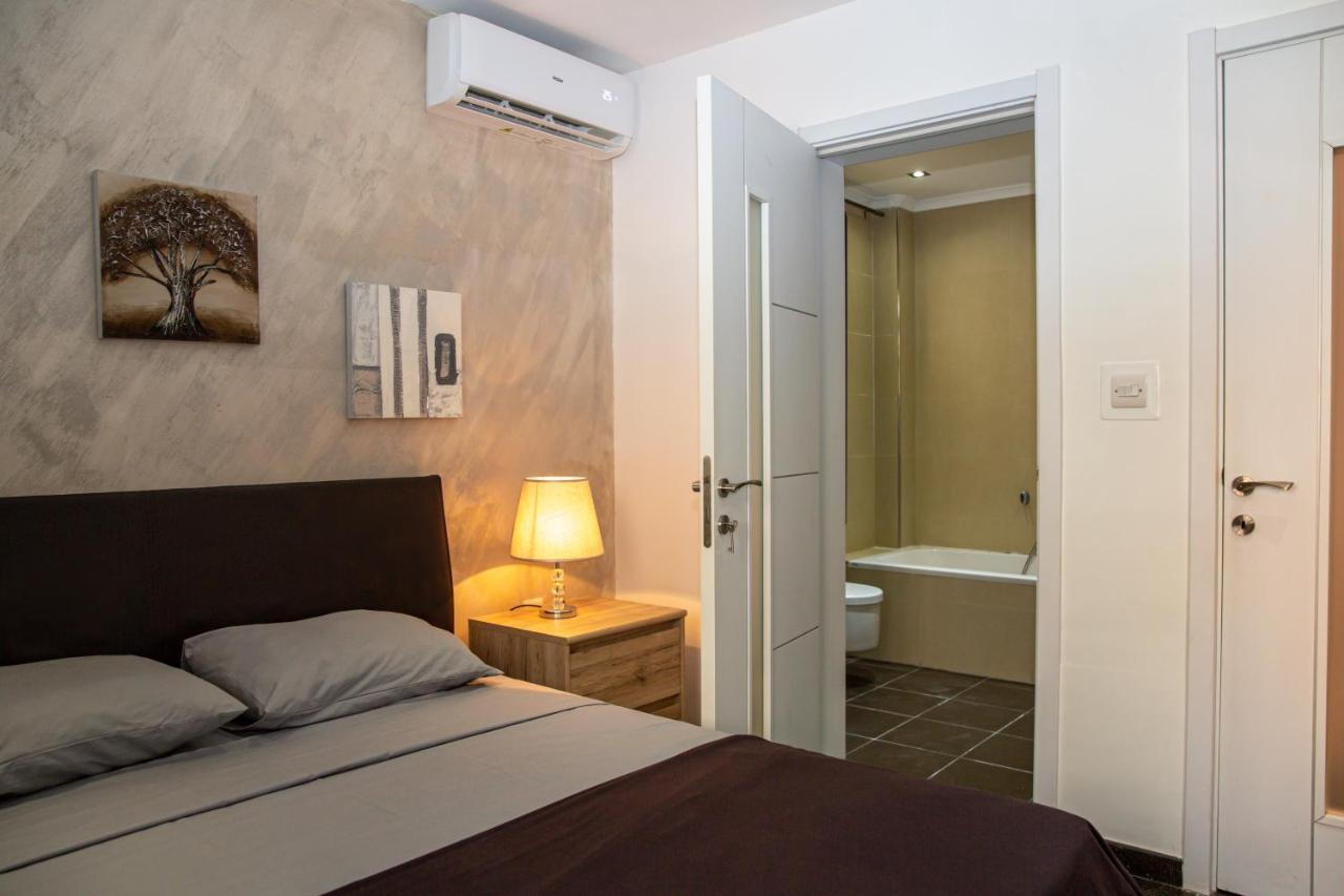 圣保罗湾城Dolmen Court Flat 10, Qawra公寓 外观 照片