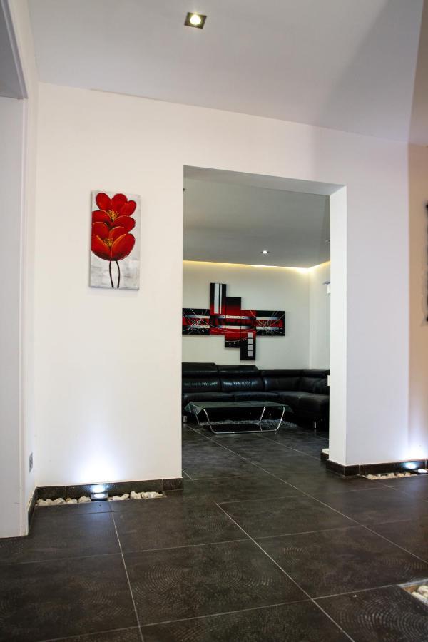 圣保罗湾城Dolmen Court Flat 10, Qawra公寓 外观 照片