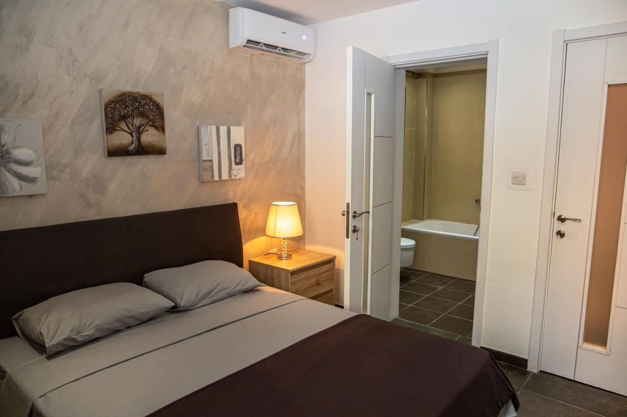 圣保罗湾城Dolmen Court Flat 10, Qawra公寓 外观 照片